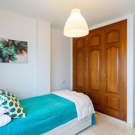Bonito Apartamento En Primera Linea De Playa Estepona Luaran gambar