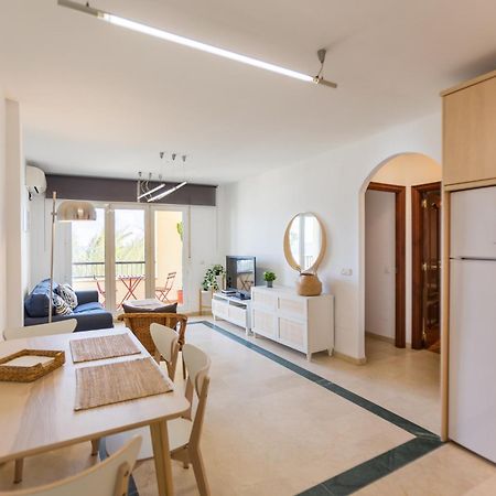 Bonito Apartamento En Primera Linea De Playa Estepona Luaran gambar