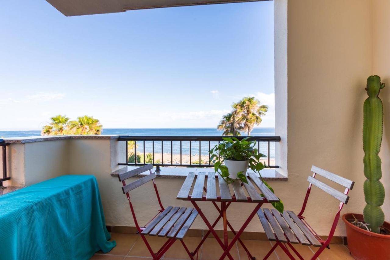 Bonito Apartamento En Primera Linea De Playa Estepona Luaran gambar