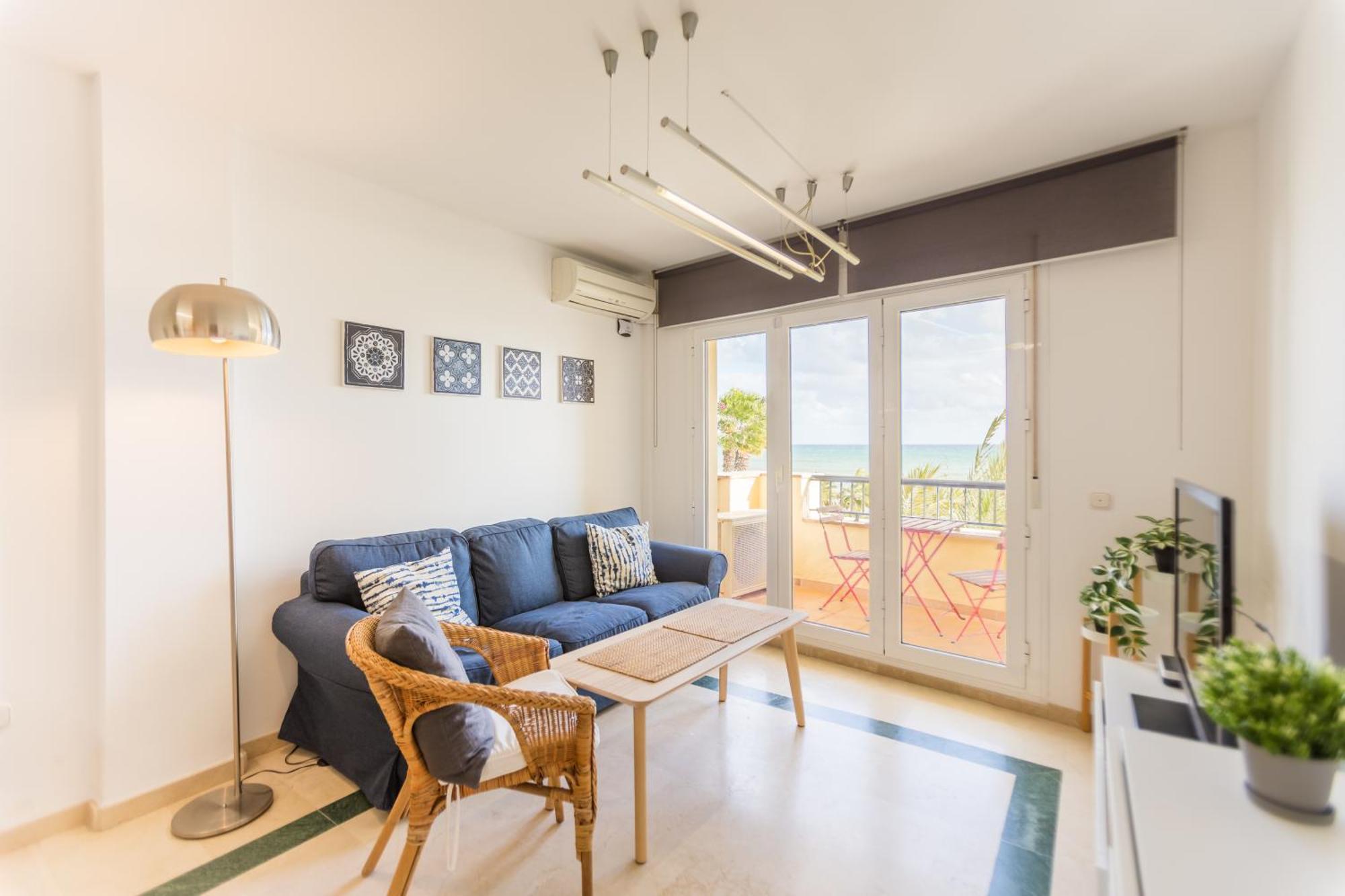 Bonito Apartamento En Primera Linea De Playa Estepona Luaran gambar