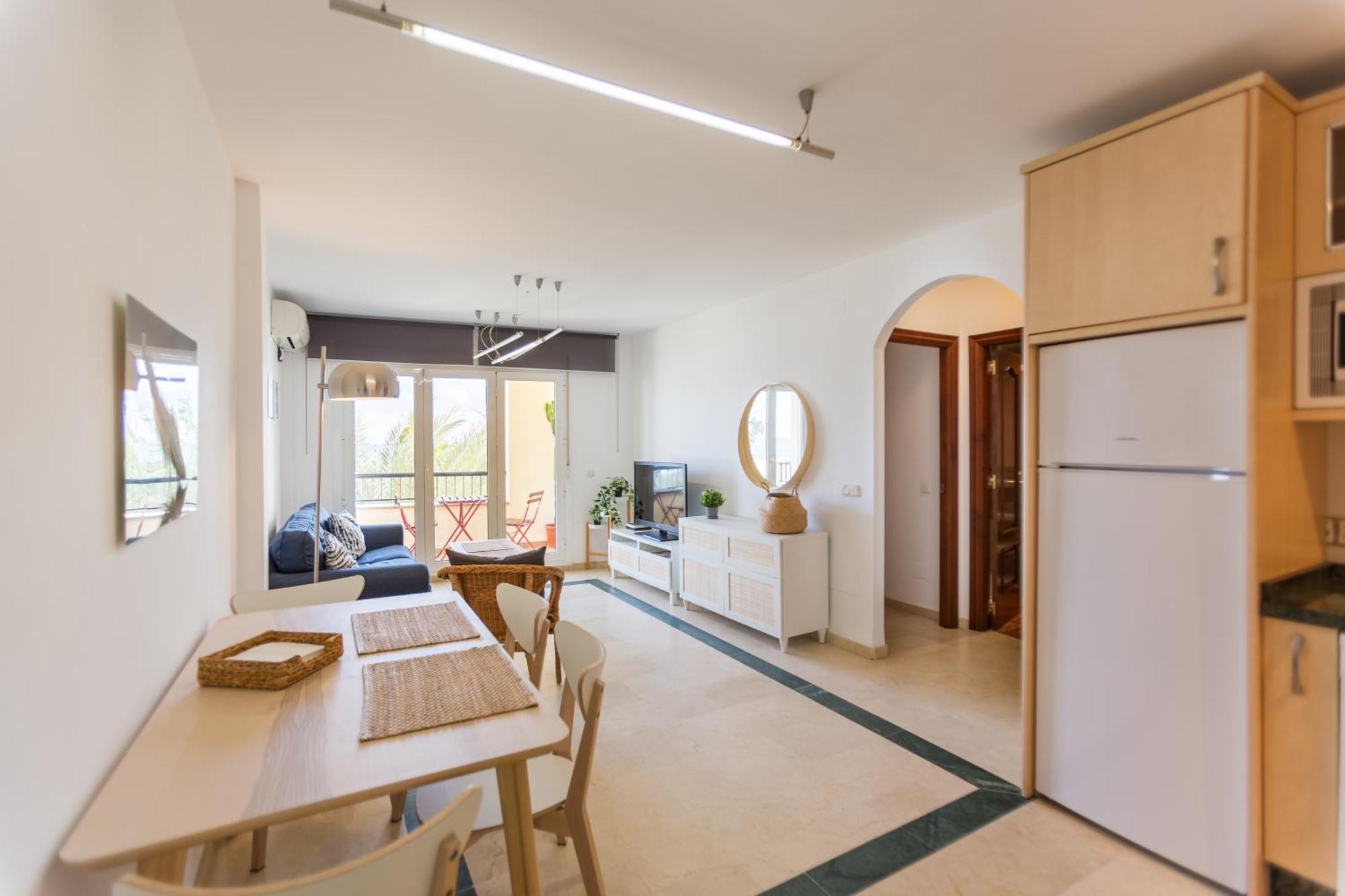 Bonito Apartamento En Primera Linea De Playa Estepona Luaran gambar